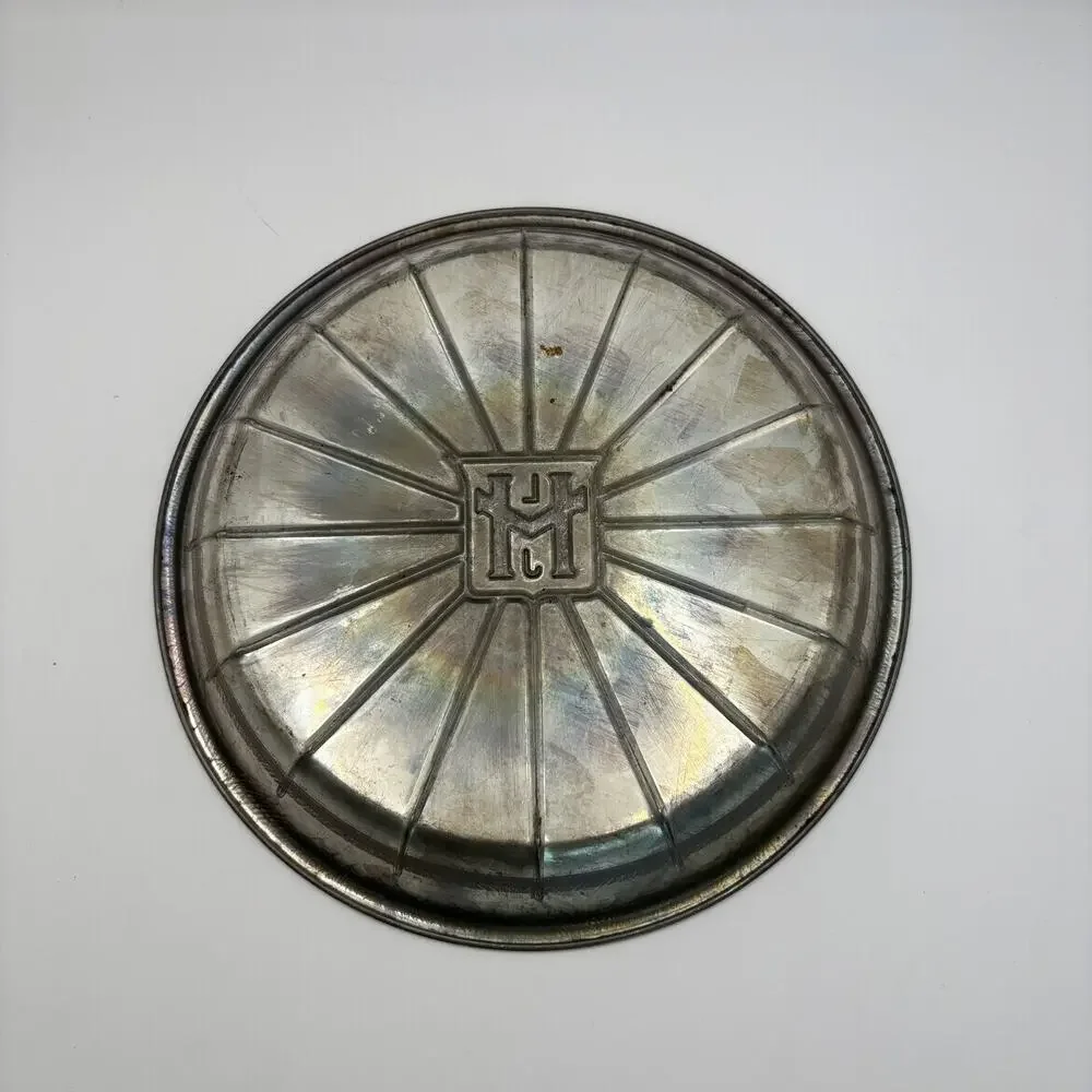 Set of 2 Vintage 9” Metal Pie Tin Pan Lloyd J Harris LJH Slices